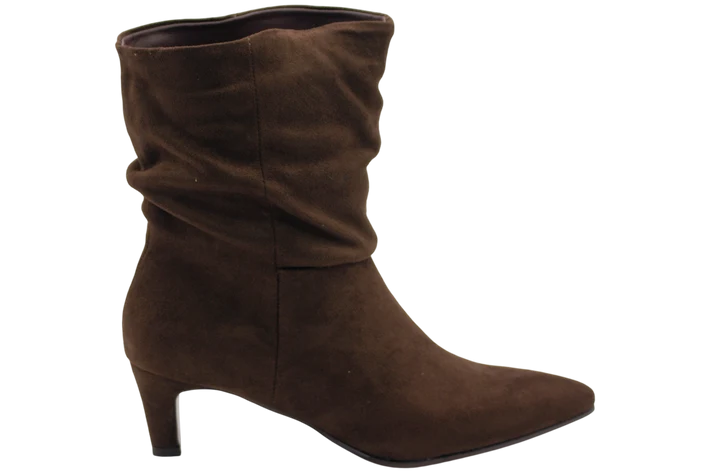BOTA SLOUCHY